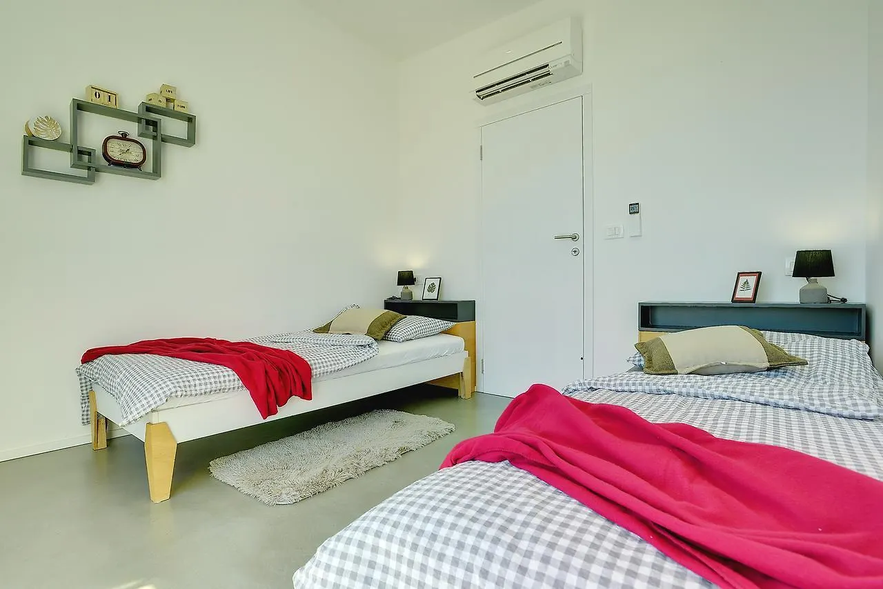 Villa Yania Liznjan Holiday home